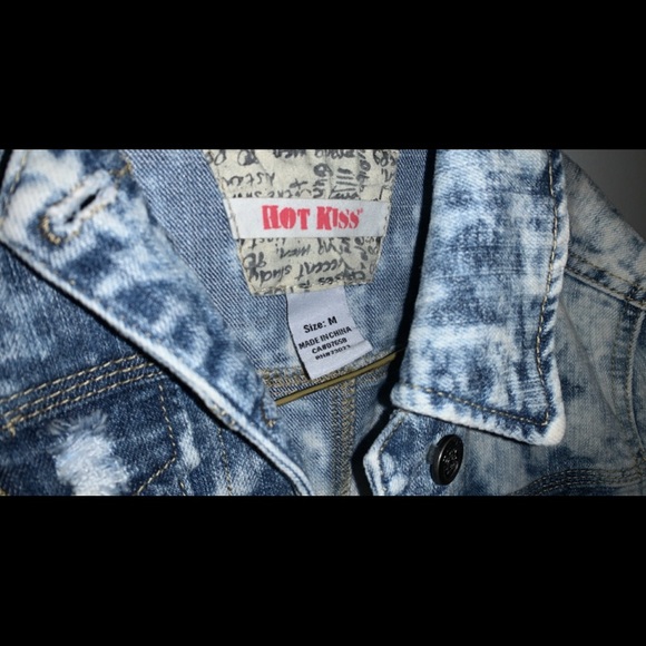 Ombré jean jacket - Picture 3 of 3